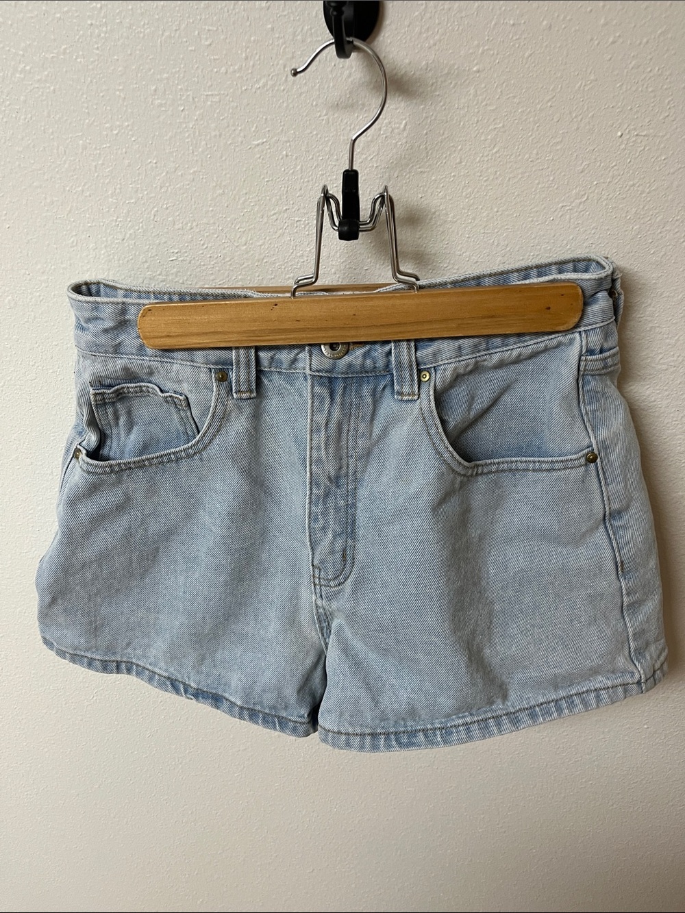 Cotton:on High-Rise Mom Light Blue Denim Women's Shorts size 6